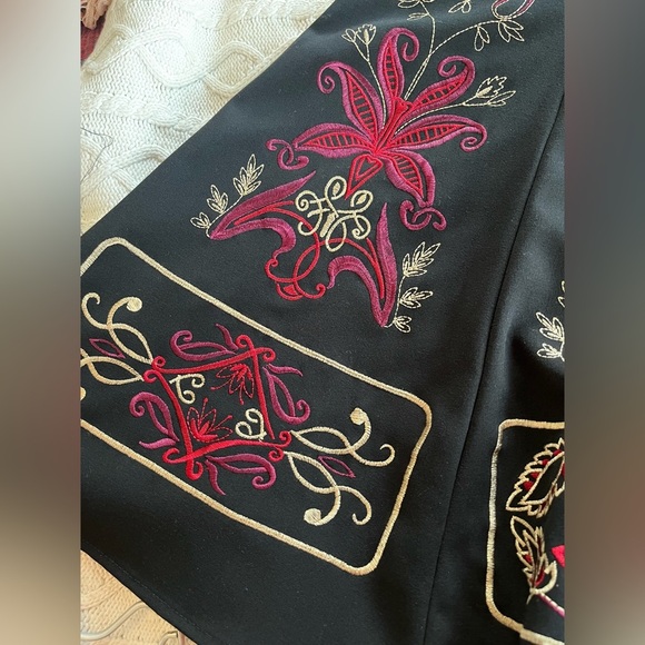 Sunny Leigh Elegant Black Patterned Mid-Length Skirt Women’s Size 14 - Picture 10 of 16